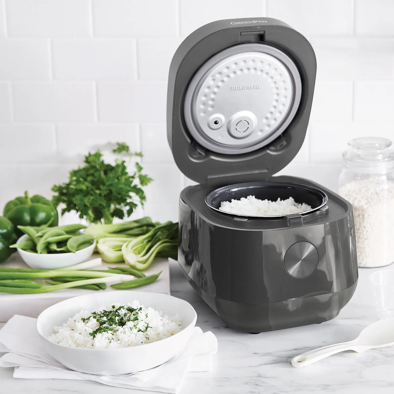 Elevating Your Culinary Journey: A Deep Dive into the Sur La Table Rice Cooker Experience