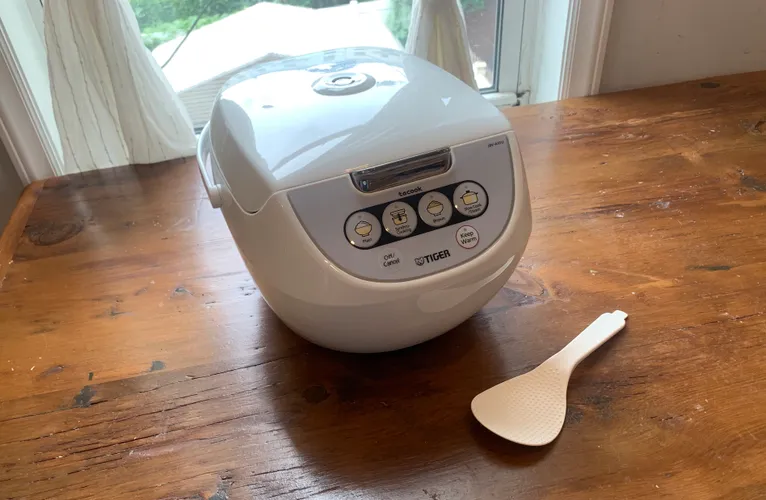 Unlocking Perfect Grains: The Best Rice Cookers of 2022 Reviewed by an Expert